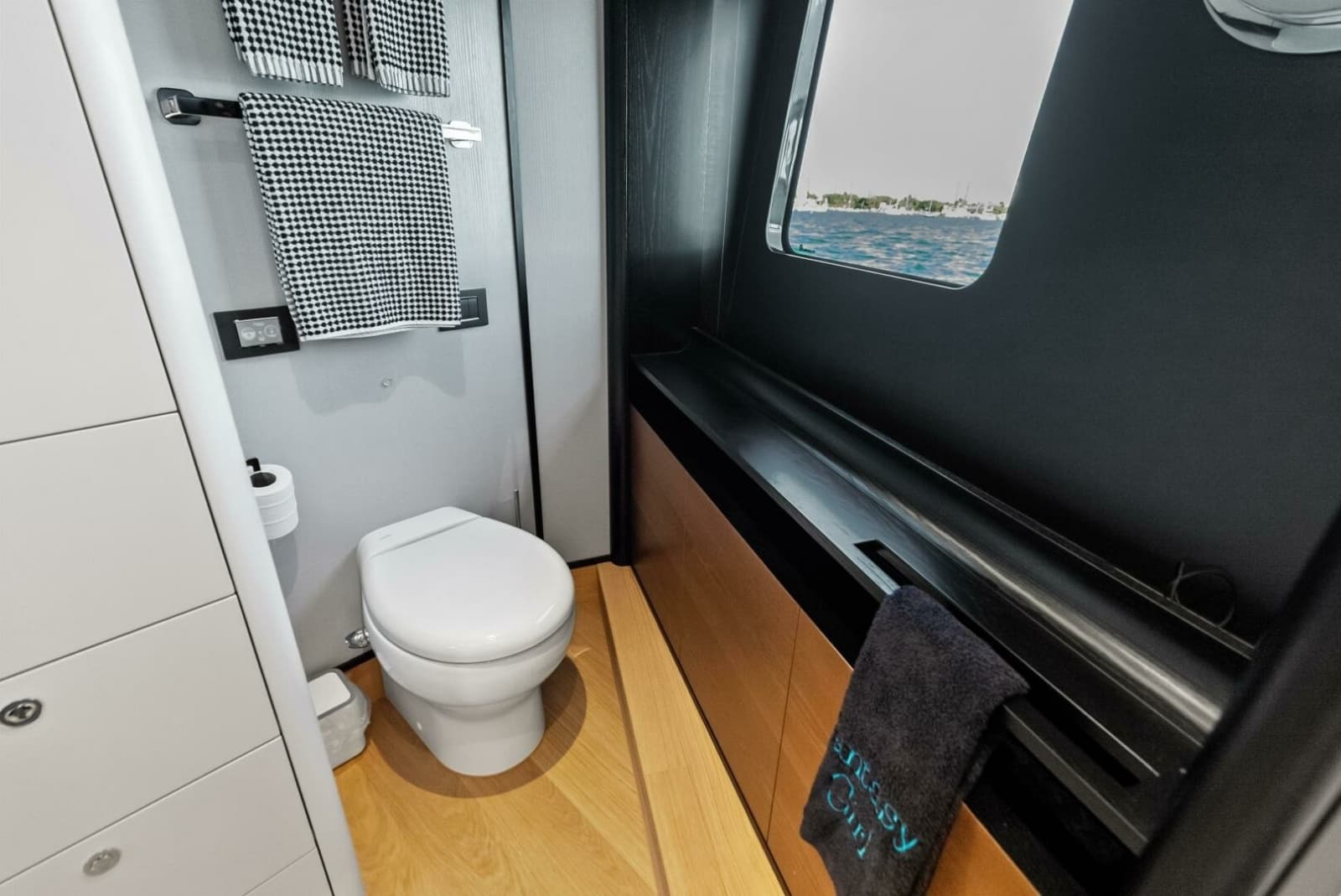 2025 Absolute 75 Navetta - Photo 55