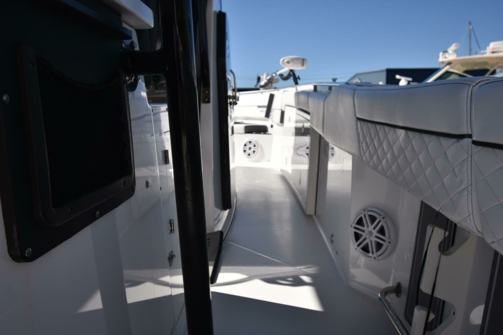 2021 Blackfin 332 - Photo 13