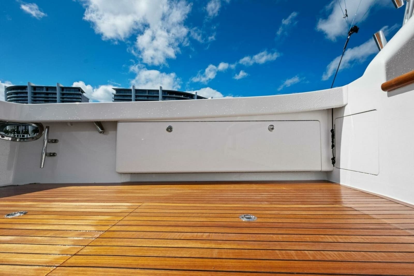 2012 Viking 82 Convertible - Photo 153