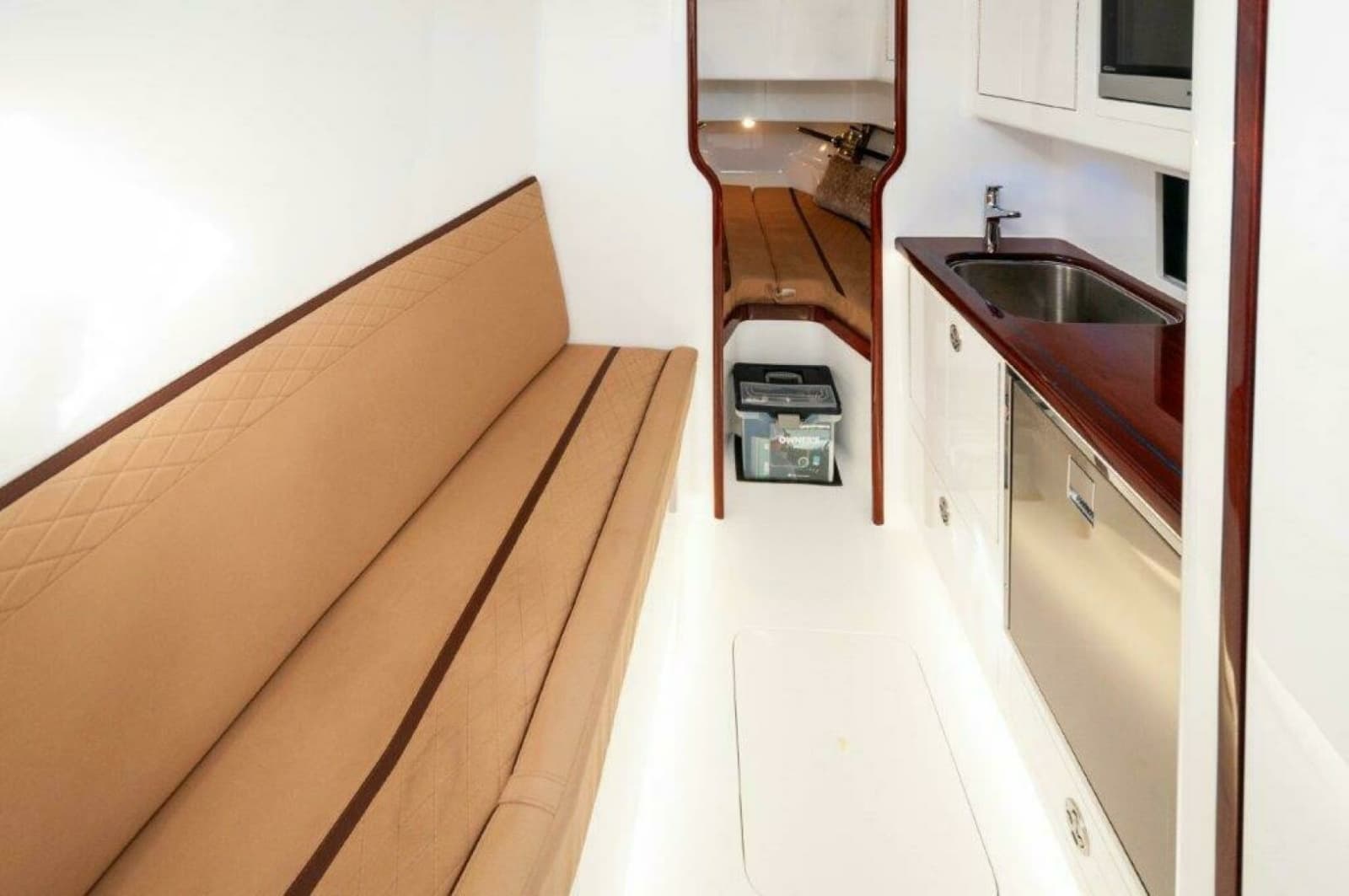 2024 Maverick Yachts Costa Rica 36 Walk Around - Photo 10