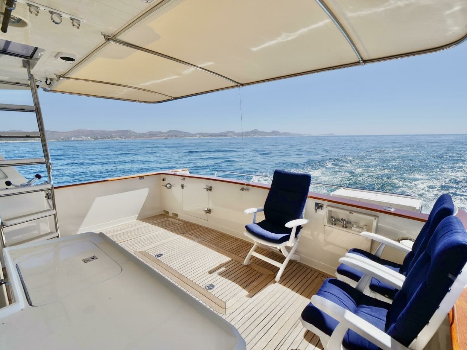 2000 Offshore Yachts 62 Pilothouse - Photo 47