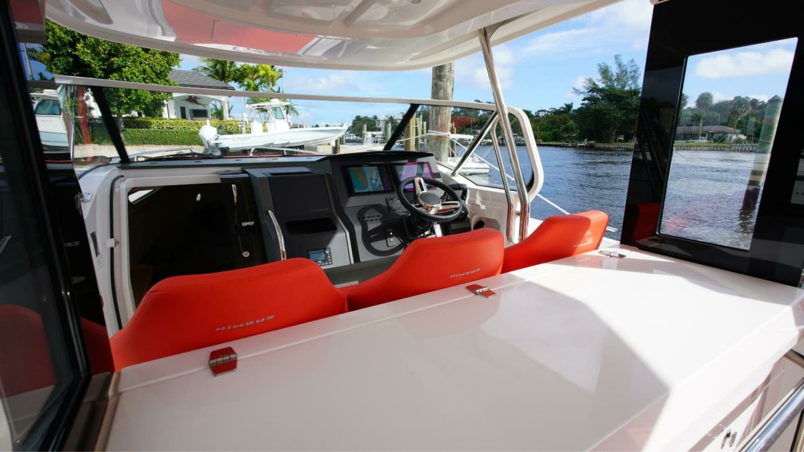 2024 Nimbus Tender 11 - Photo 7