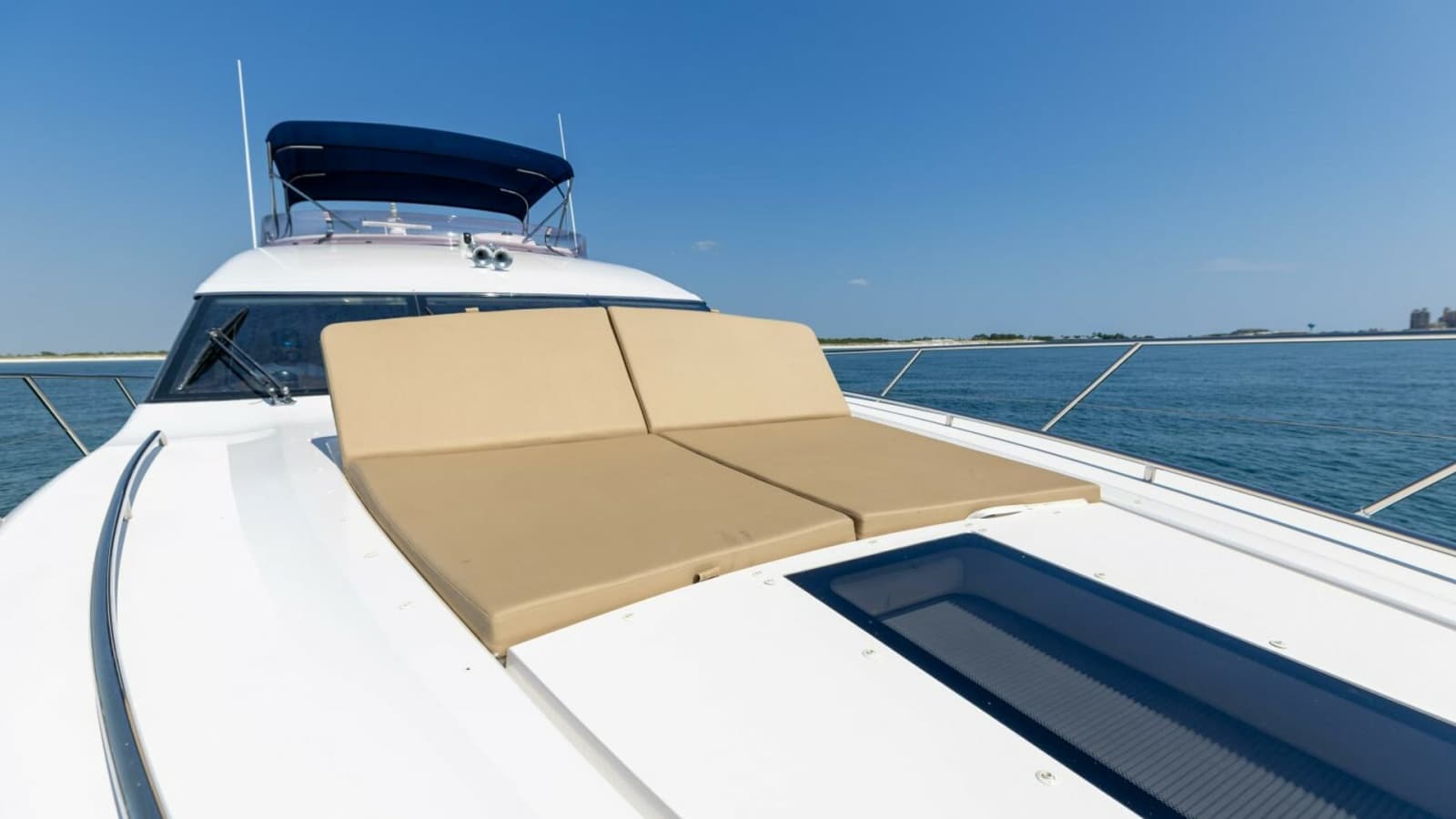 2011 Princess 64 - Photo 35