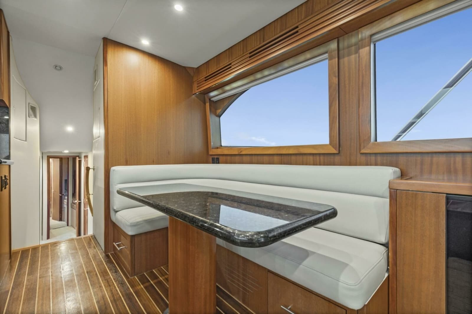 2008 Hatteras 60 Convertible - Photo 11