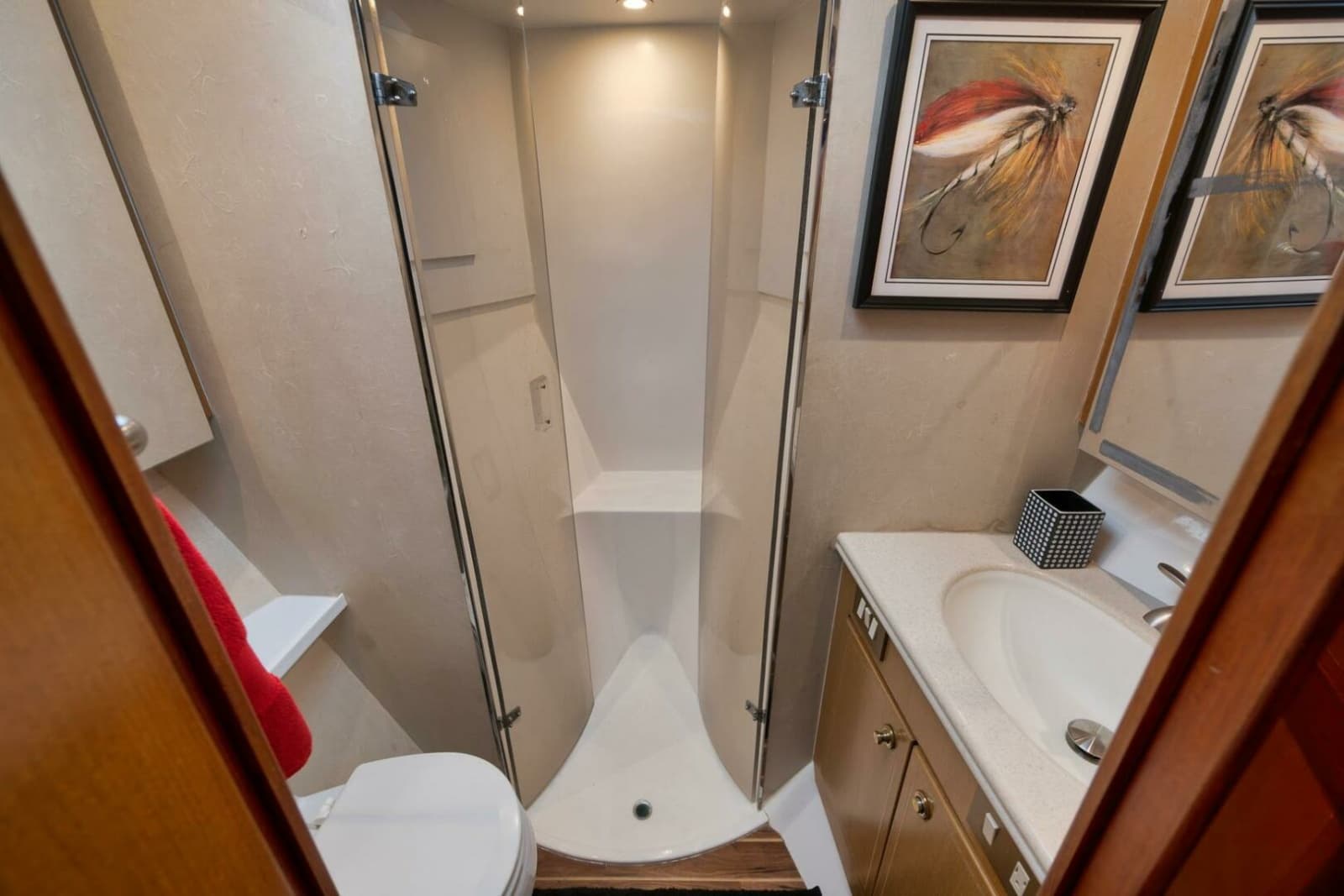 2004 Ocean Yachts 57 Enclosed Bridge Convertible - Photo 15