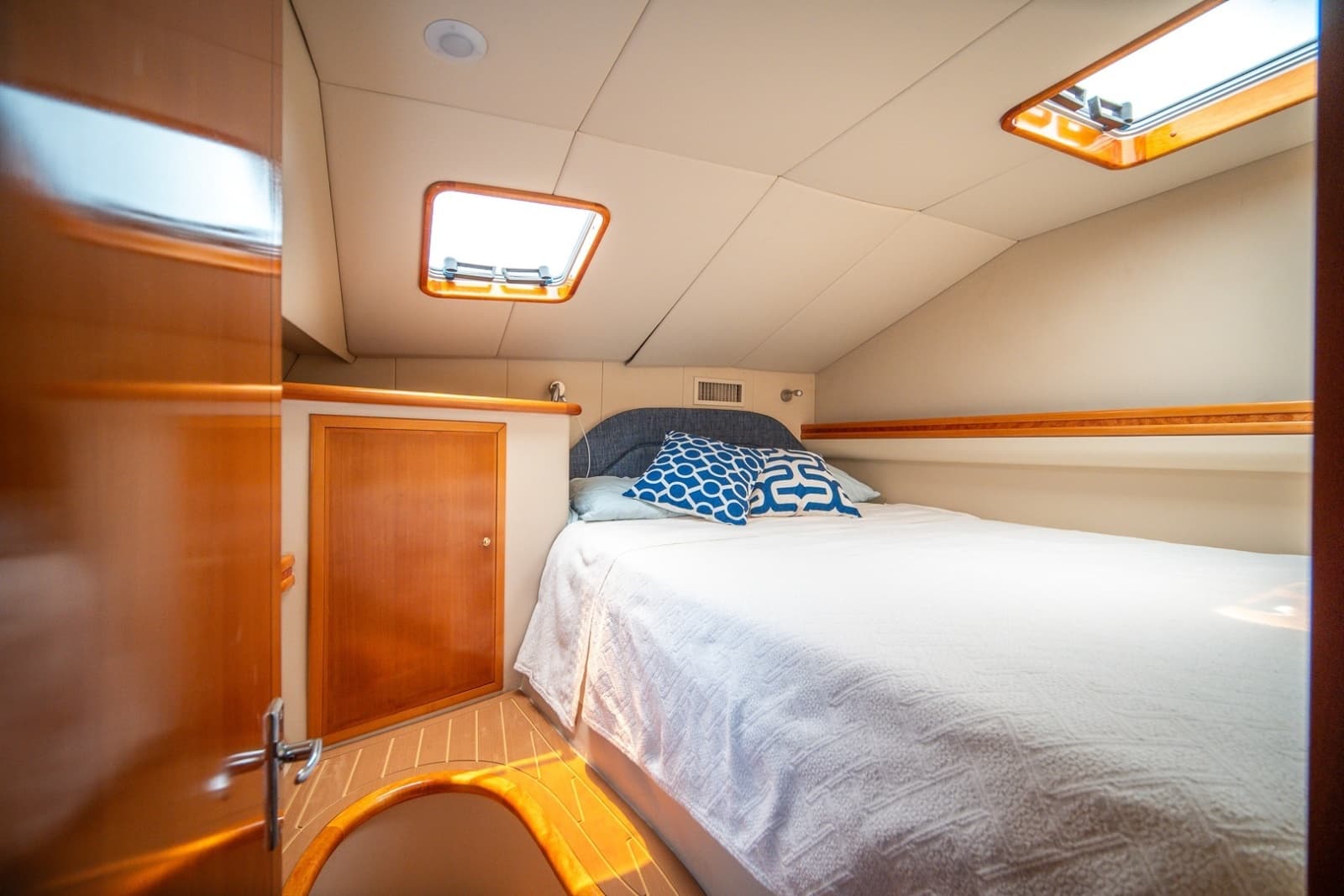 2000 Venturer 44 Catamaran/Sportfish - Photo 37