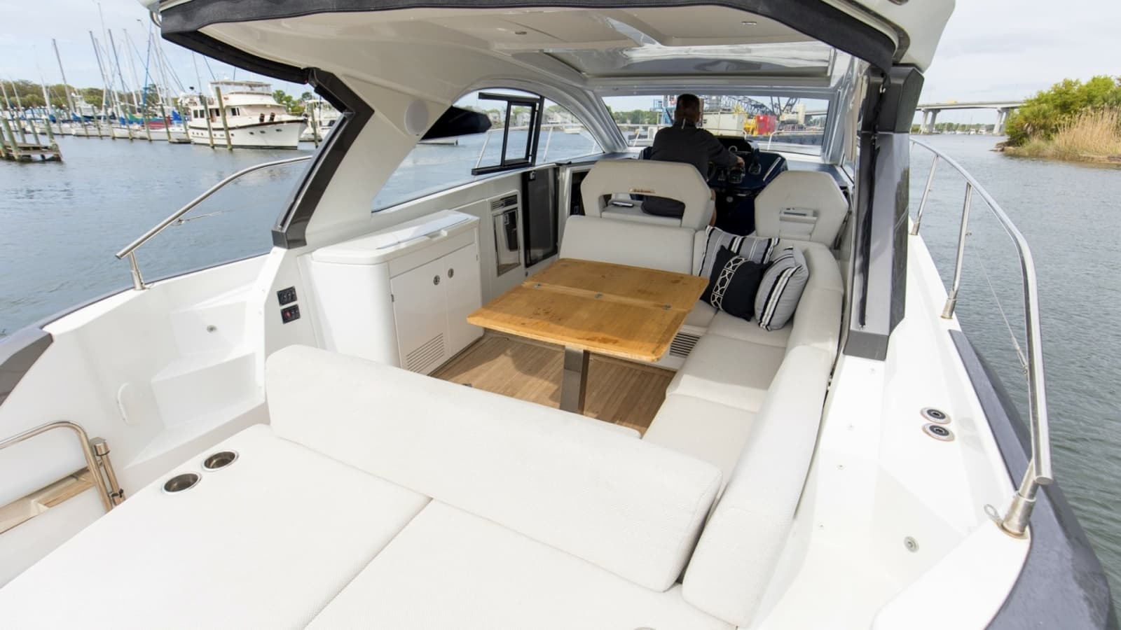 2022 Beneteau 41 Grand Turismo - Photo 26