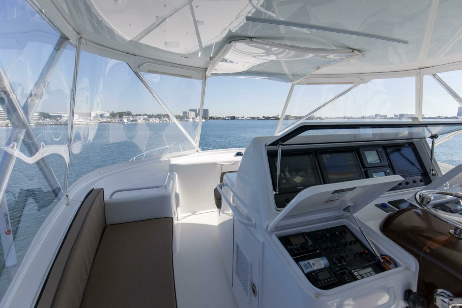 2008 Hatteras 60 Convertible - Photo 26