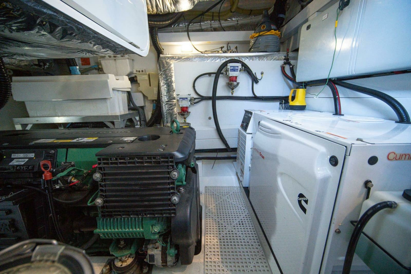 2016 Princess V48 - Photo 51