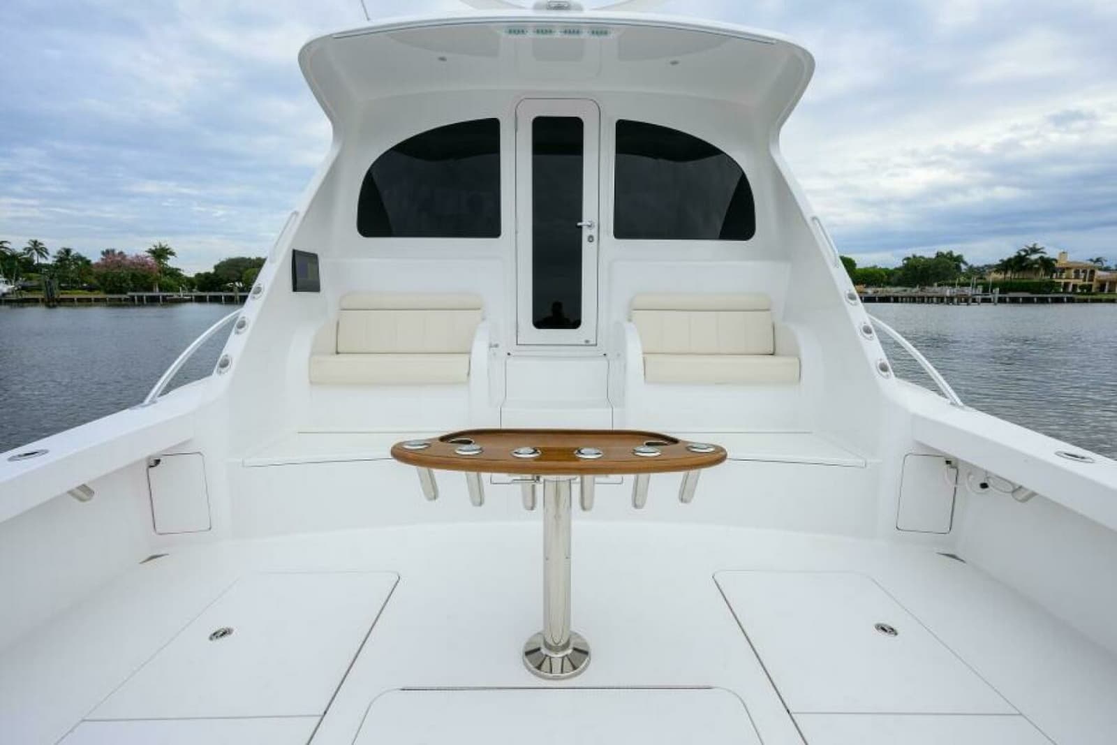 2024 Viking 54 Sport Coupe - Photo 21