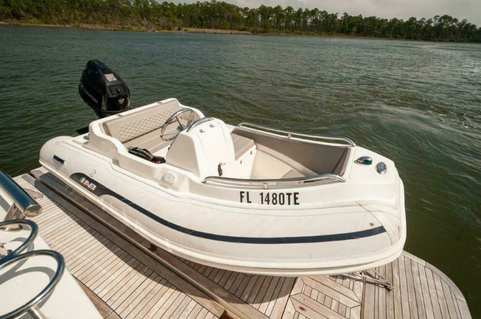 2018 Sea Ray L550 Flybridge - Photo 47