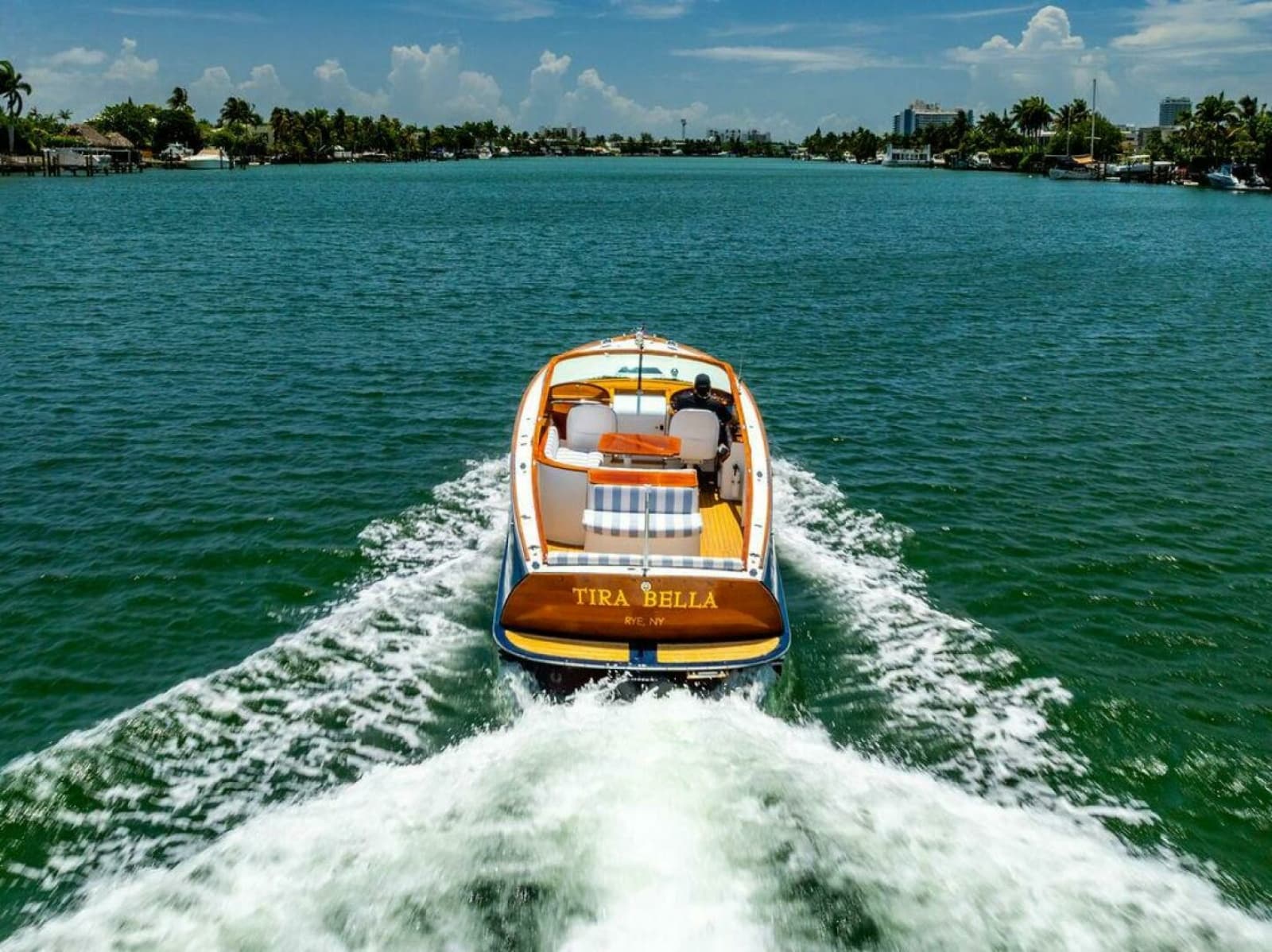 2004 Hinckley Talaria 29 R - Photo 8