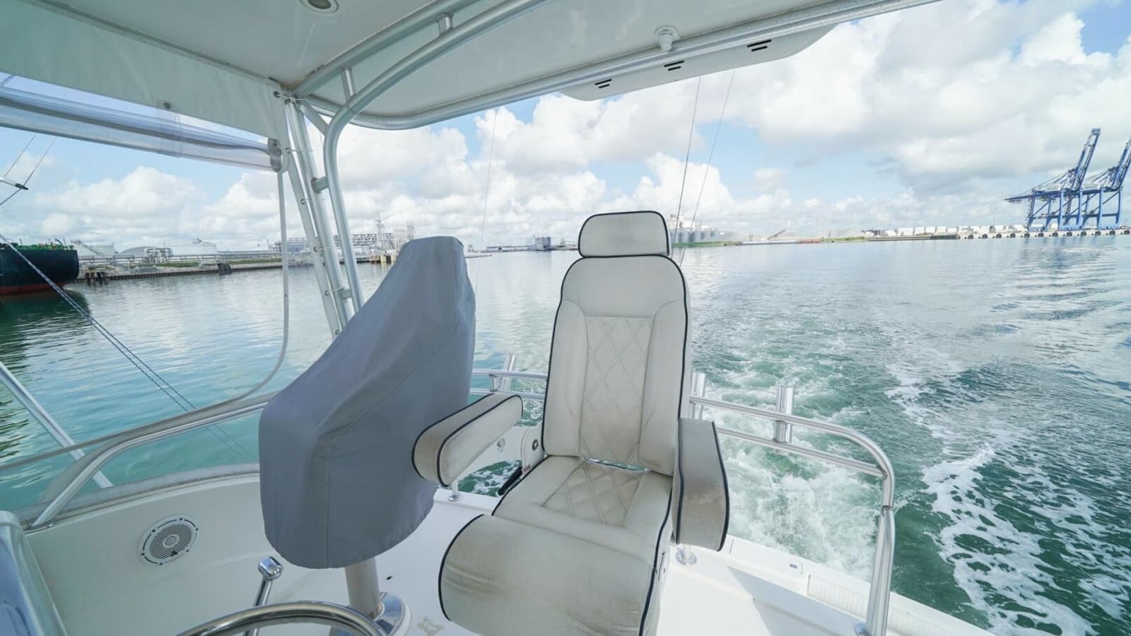 2007 Bertram 51 Convertible - Photo 41