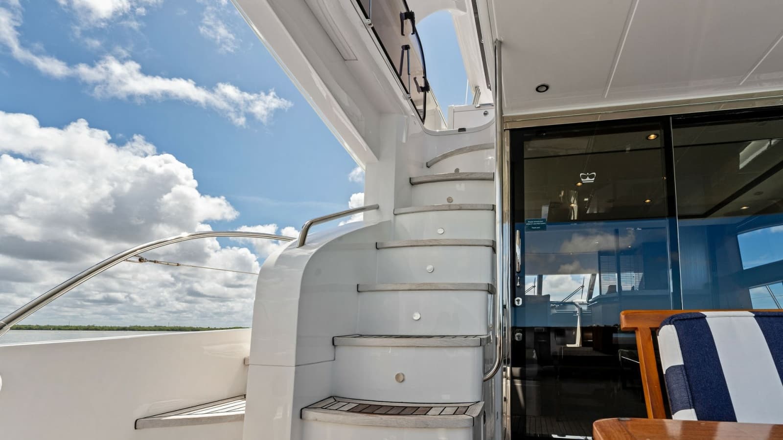 2016 Princess 64 Flybridge - Photo 60