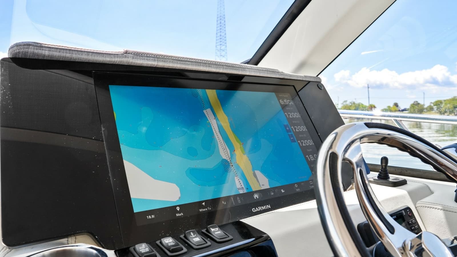 2025 Regal 38 XO - Photo 39