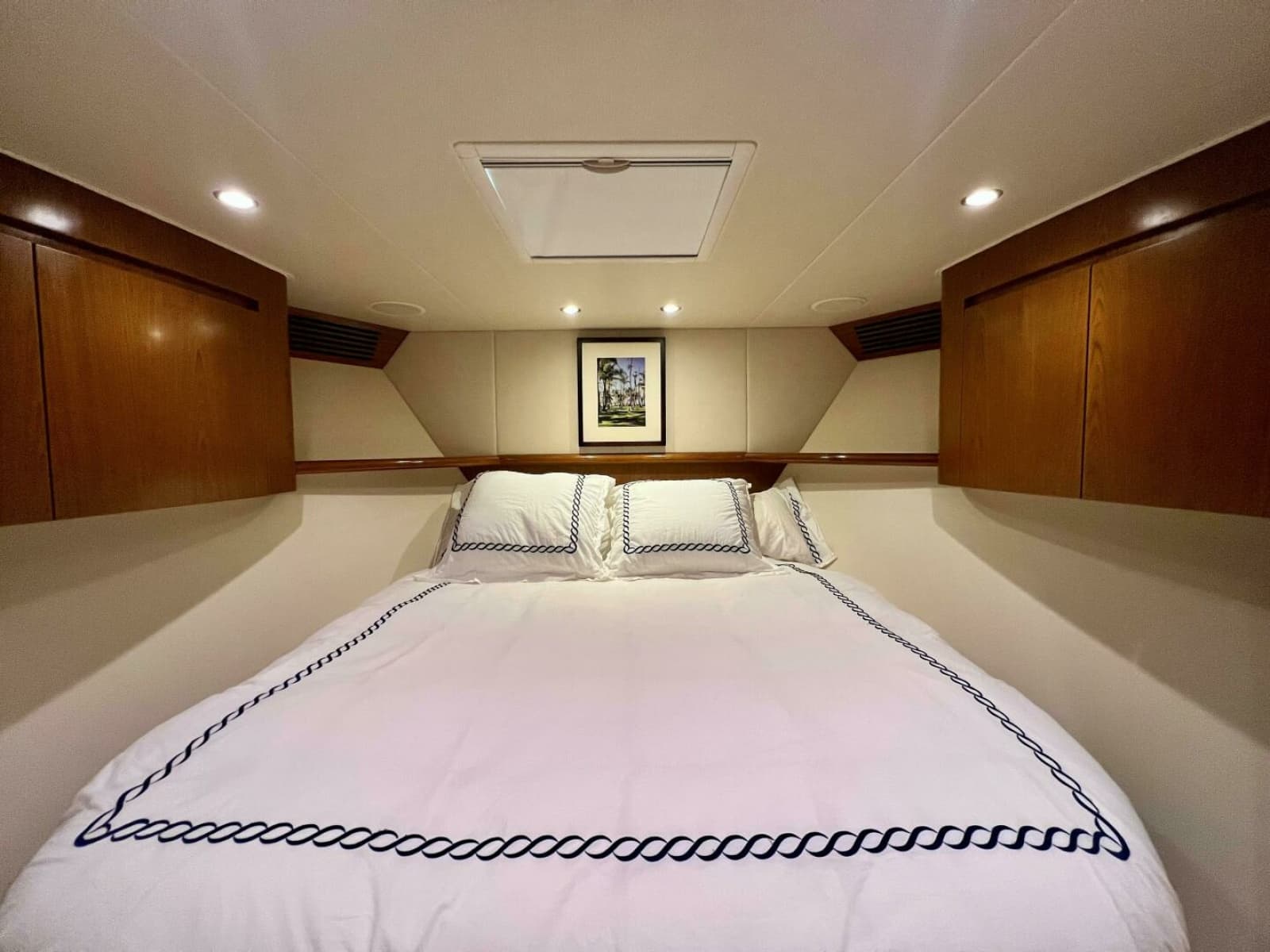 2011 Viking 70 Enclosed Bridge - Photo 33