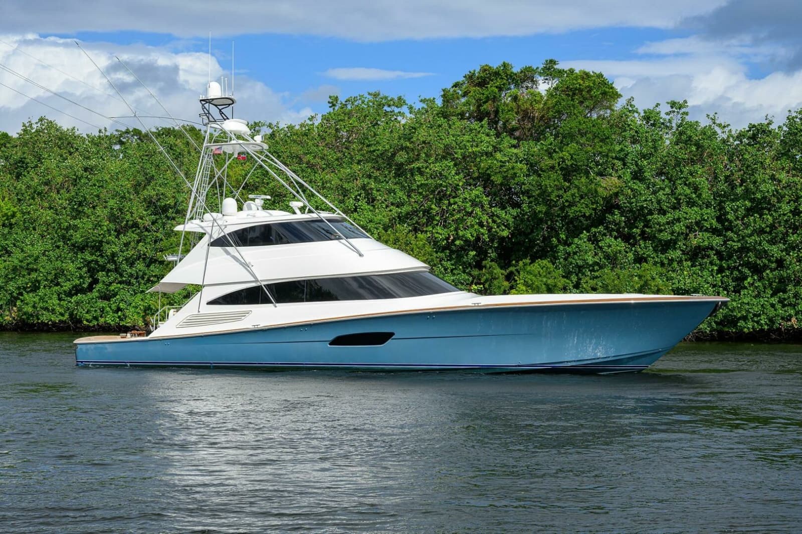 2020 Viking 92 Enclosed Bridge - Photo 1