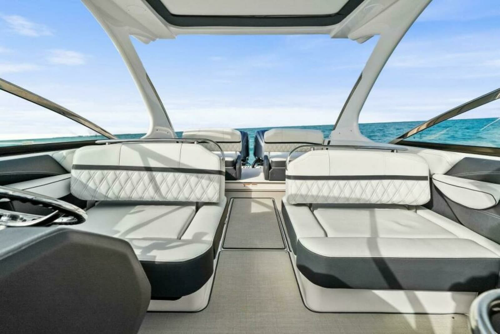 2023 Regal 29 OBX - Photo 15