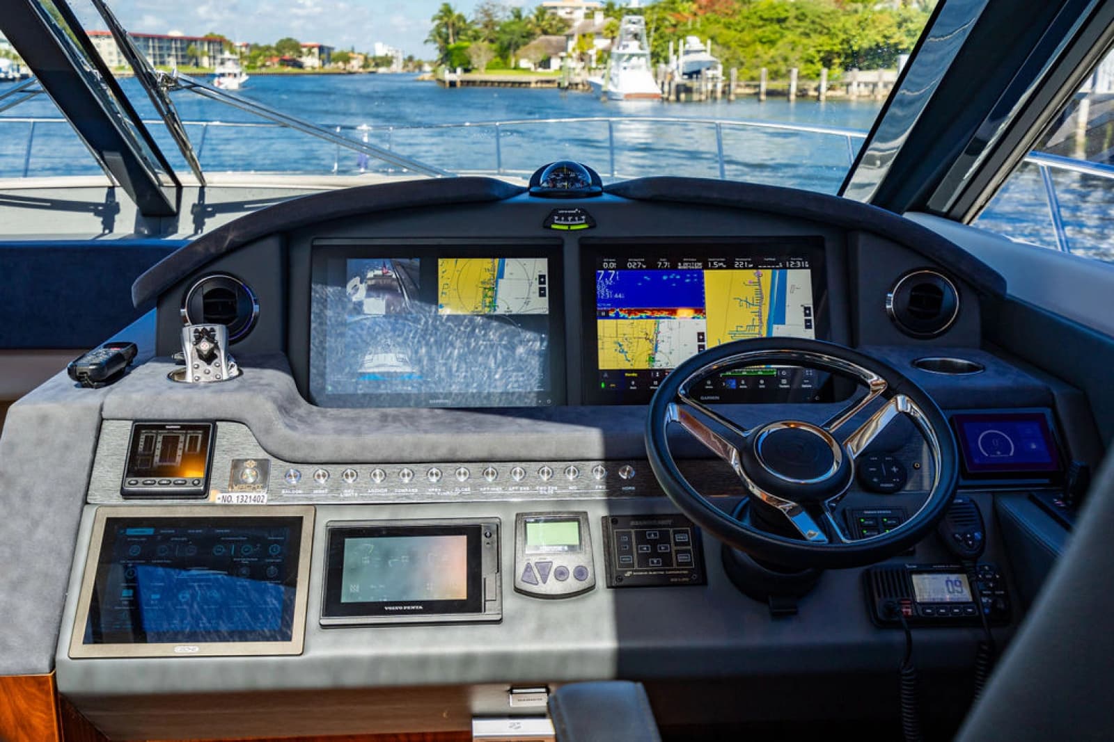 2022 Riviera 6000 Sport Yacht Platinum Edition - Photo 29