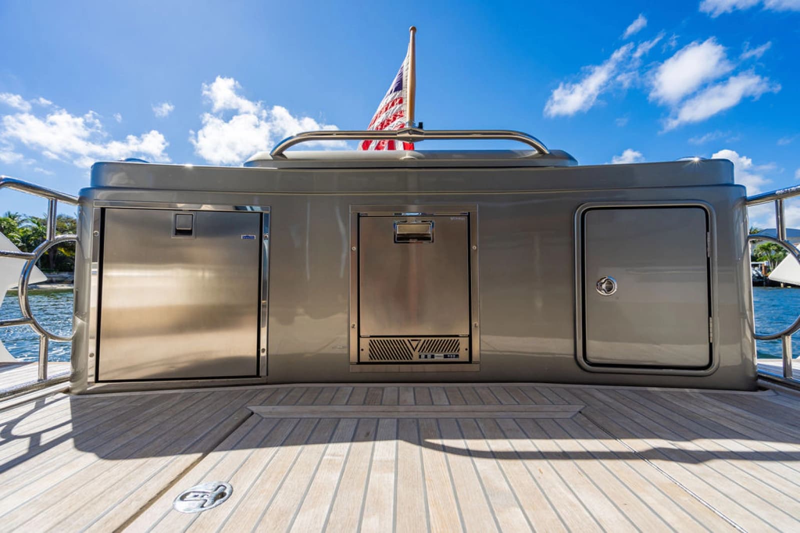2022 Riviera 6000 Sport Yacht Platinum Edition - Photo 16