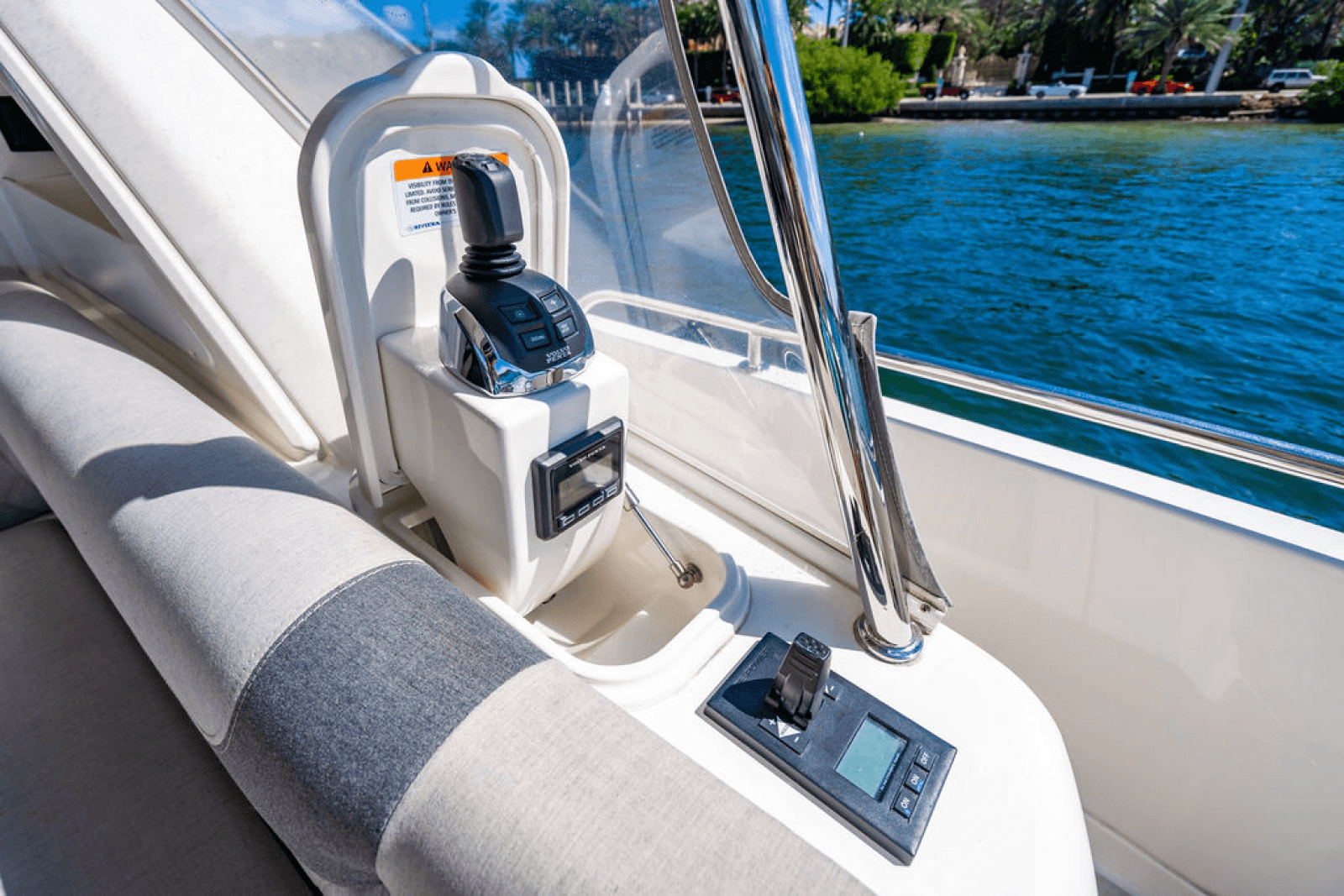 2022 Riviera 6000 Sport Yacht Platinum Edition - Photo 15