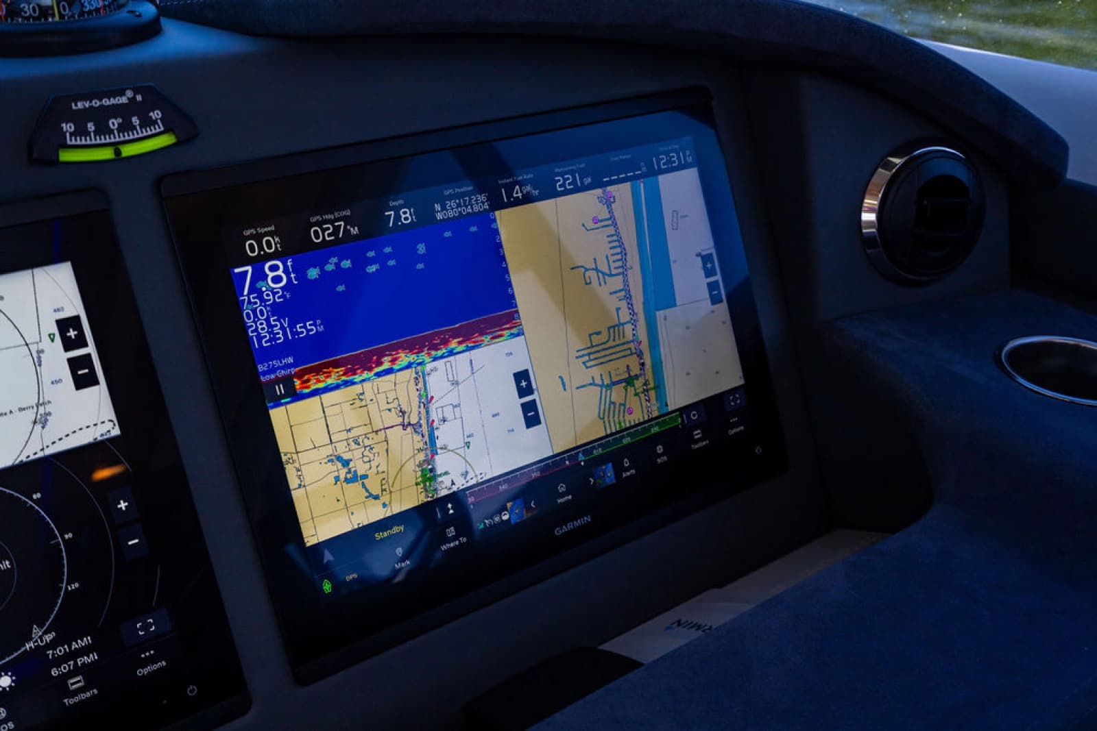 2022 Riviera 6000 Sport Yacht Platinum Edition - Photo 30