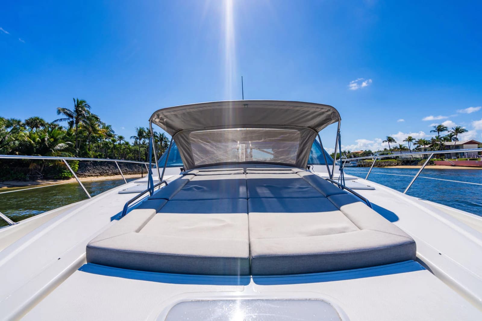 2022 Riviera 6000 Sport Yacht Platinum Edition - Photo 51