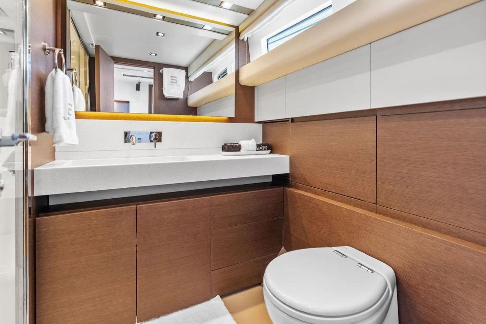 2016 Prestige 750 - Photo 53