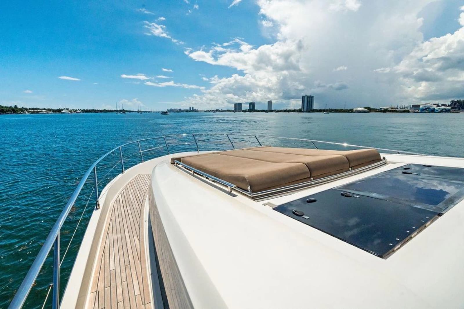 2016 Prestige 750 - Photo 31