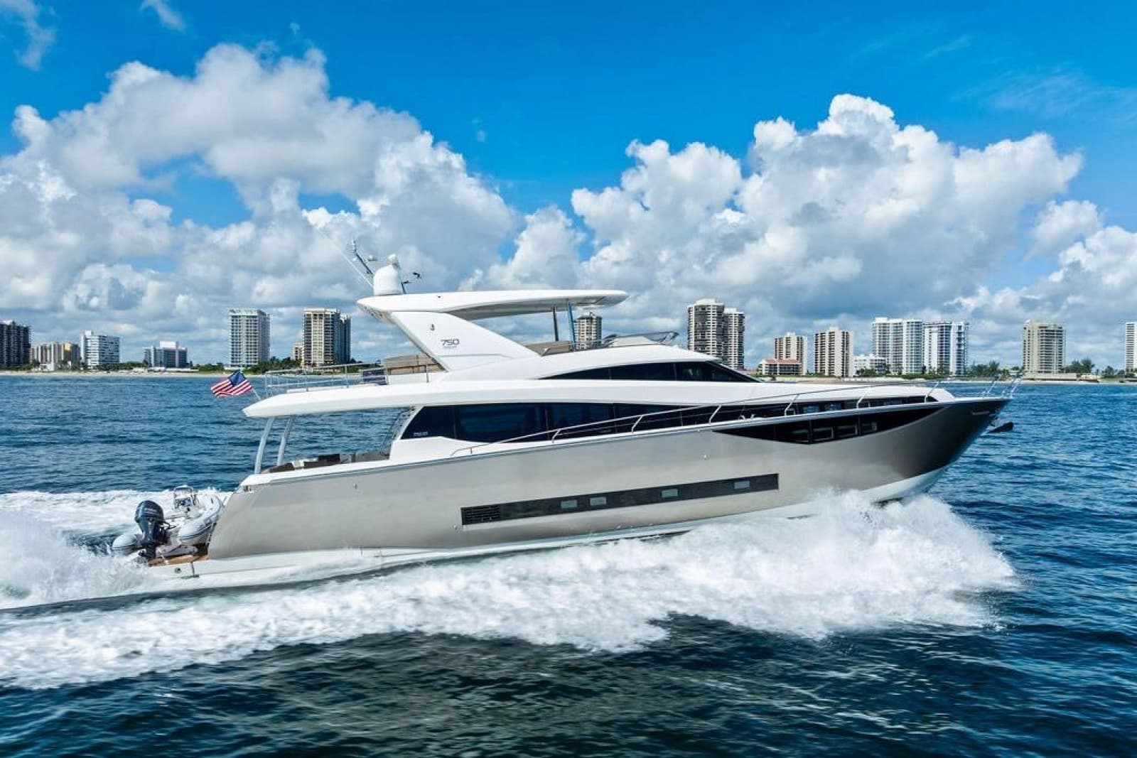 2016 Prestige 750 - Photo 3