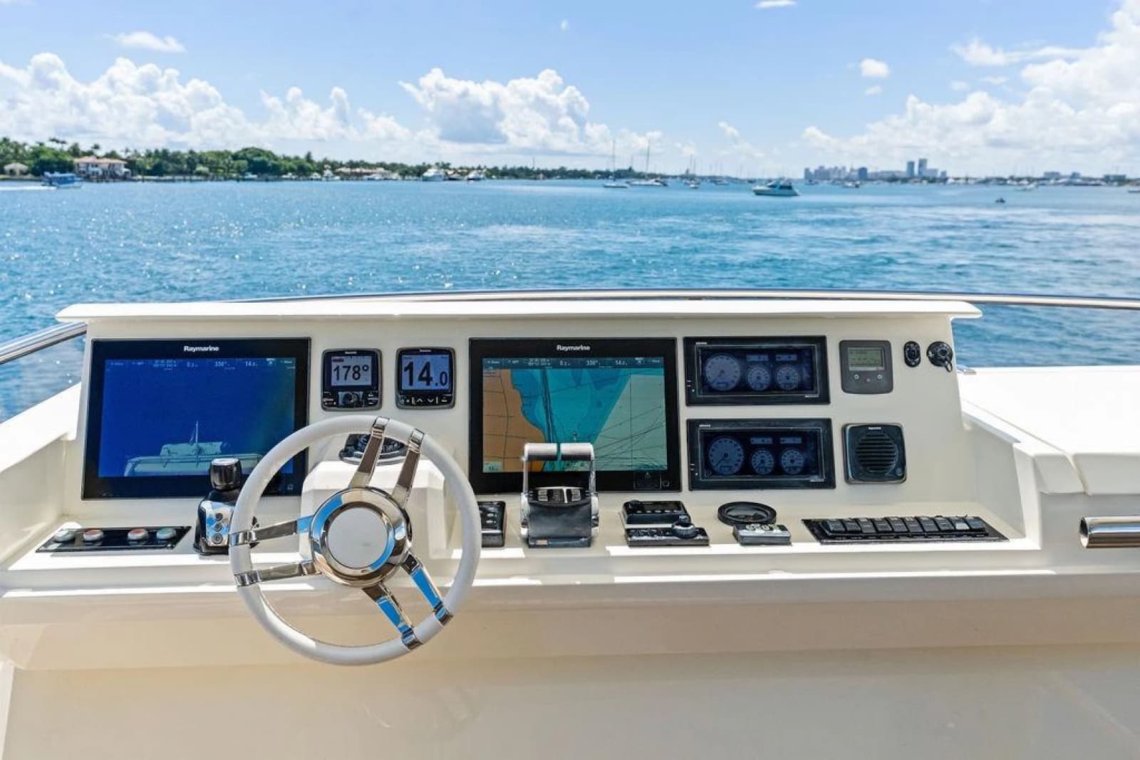 2016 Prestige 750 - Photo 28