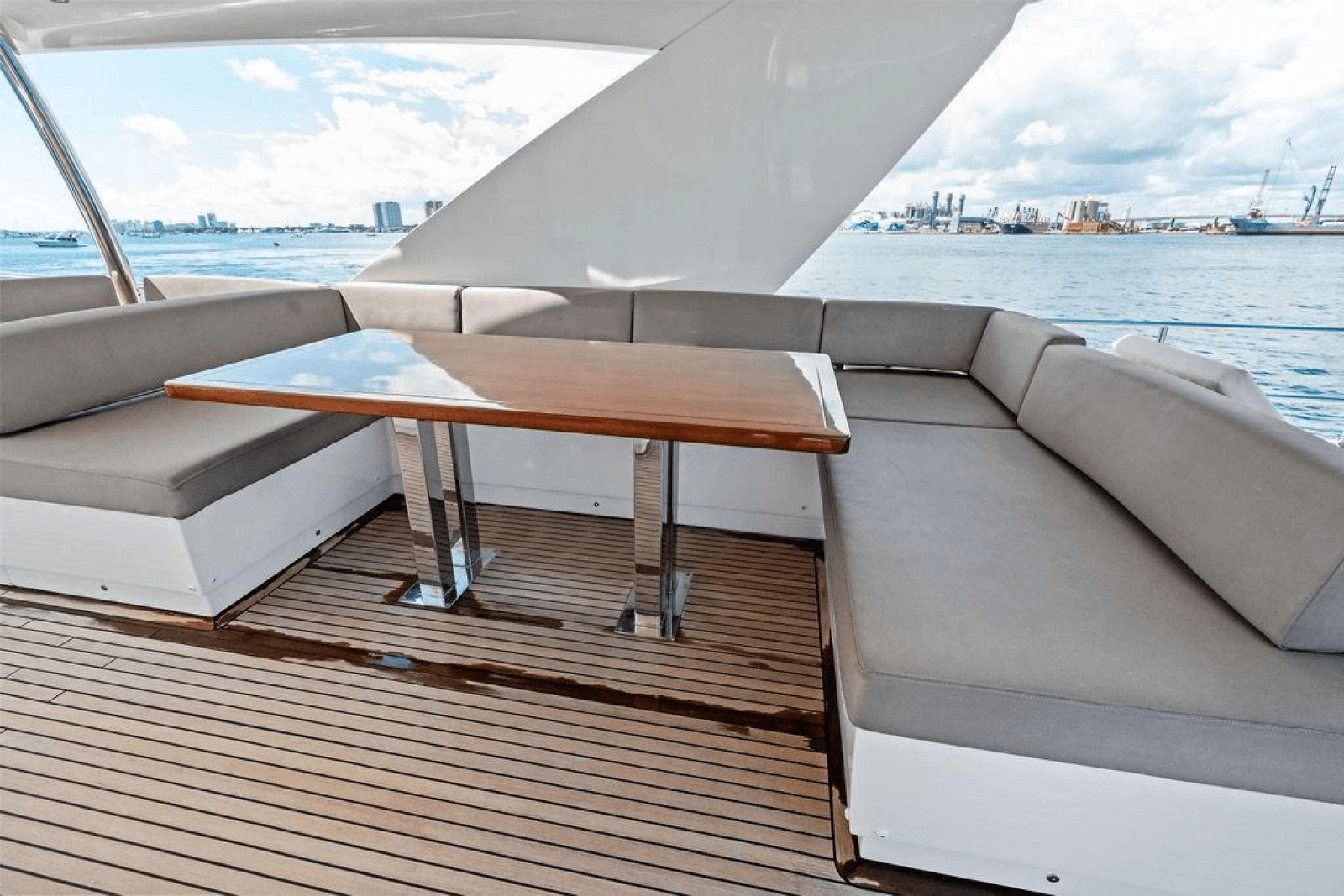 2016 Prestige 750 - Photo 24