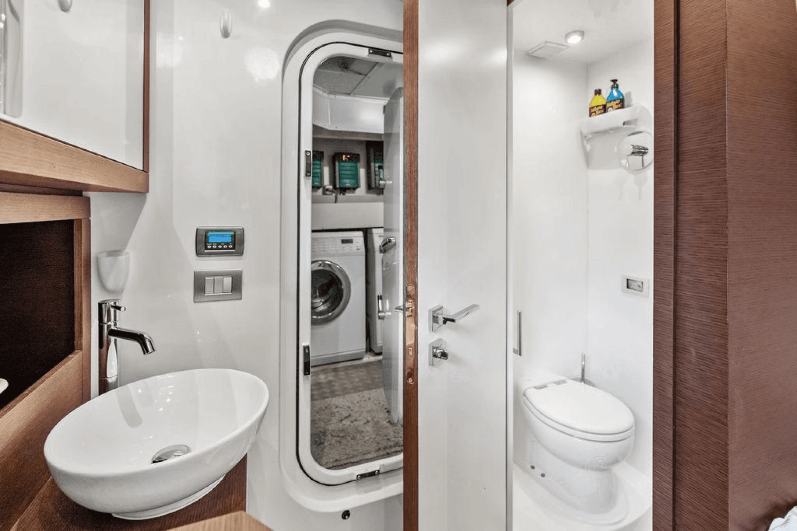 2016 Prestige 750 - Photo 69