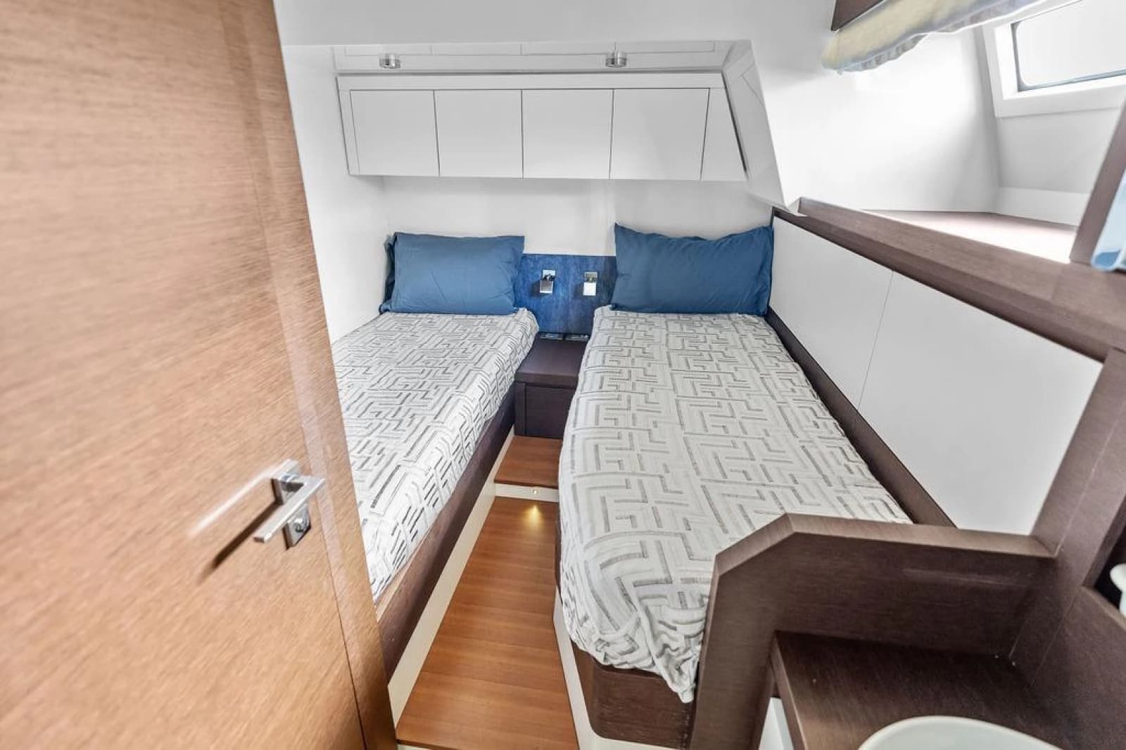 2016 Prestige 750 - Photo 68