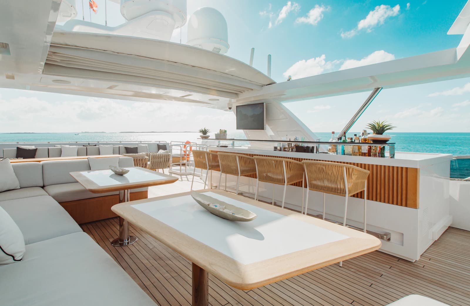 2014 Benetti Veloce 140 - Photo 25