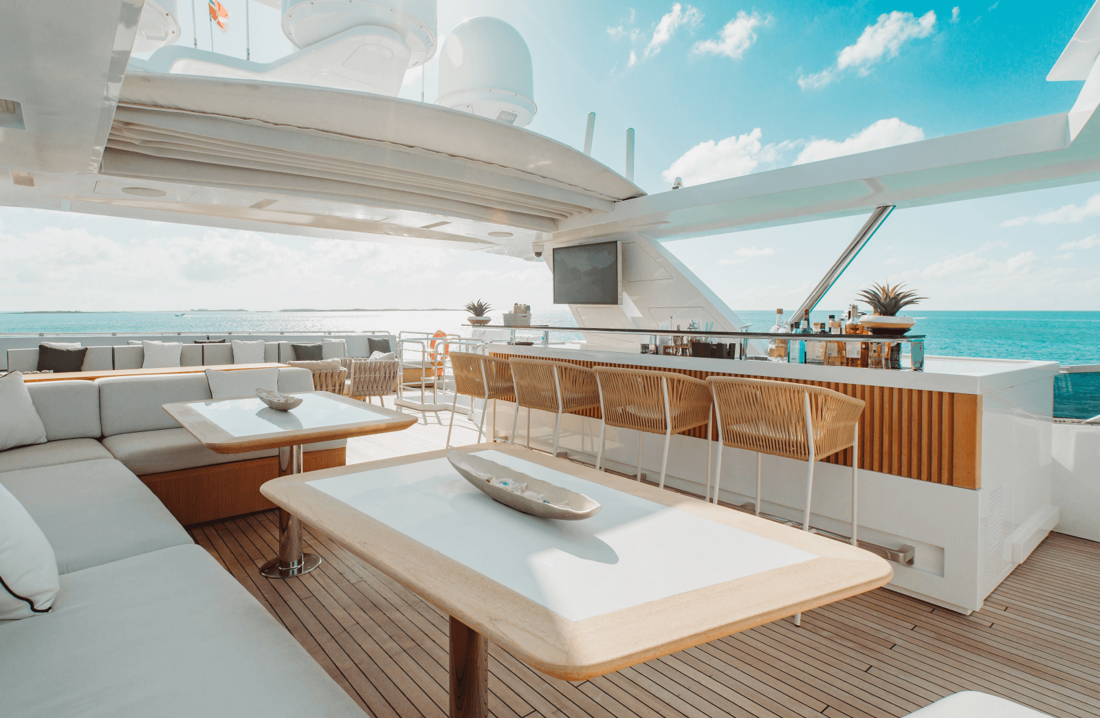 2014 Benetti Veloce 140 - Photo 25