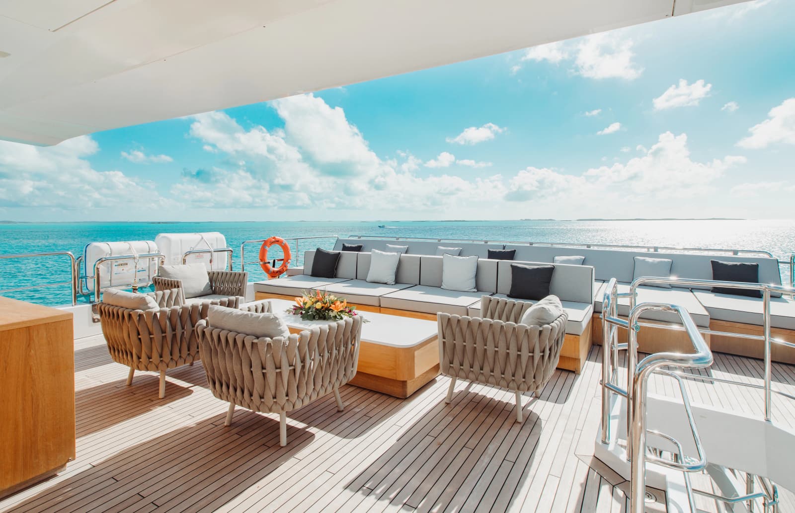 2014 Benetti Veloce 140 - Photo 23