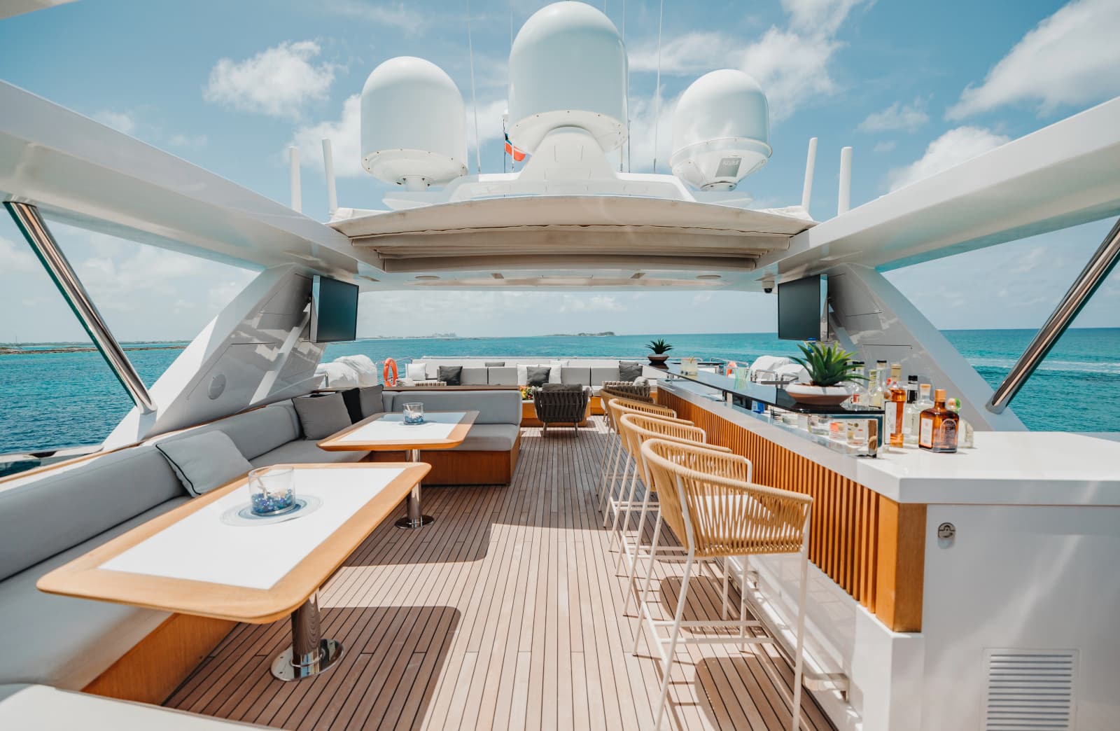 2014 Benetti Veloce 140 - Photo 31