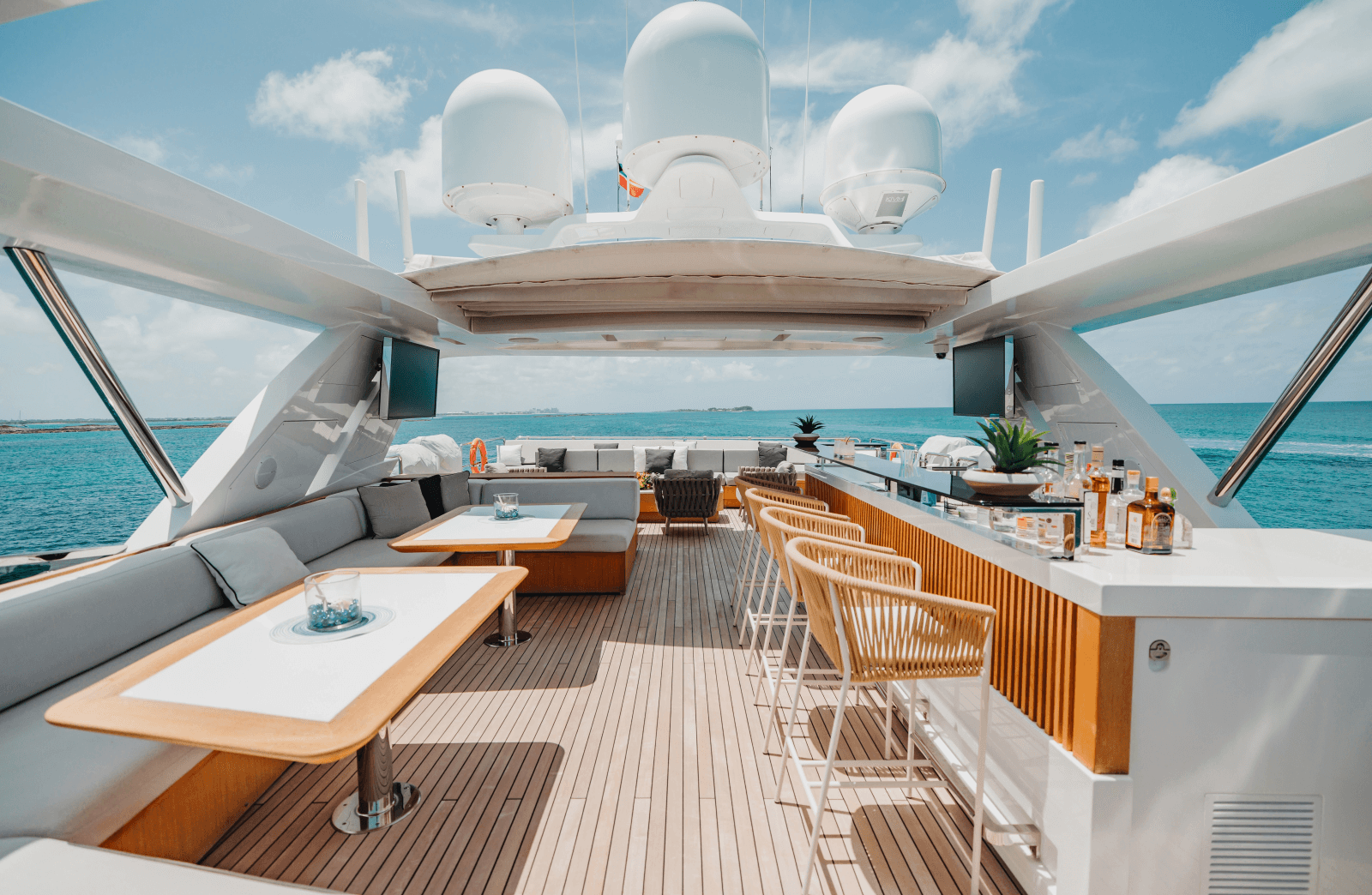 2014 Benetti Veloce 140 - Photo 31