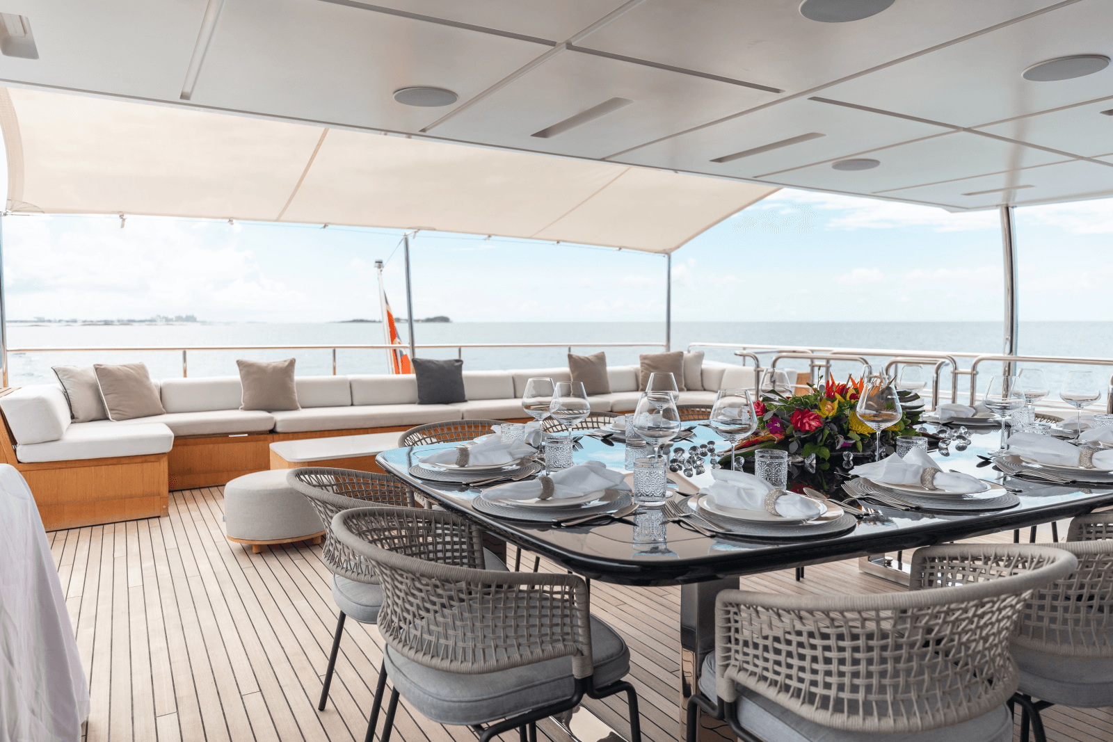 2014 Benetti Veloce 140 - Photo 18