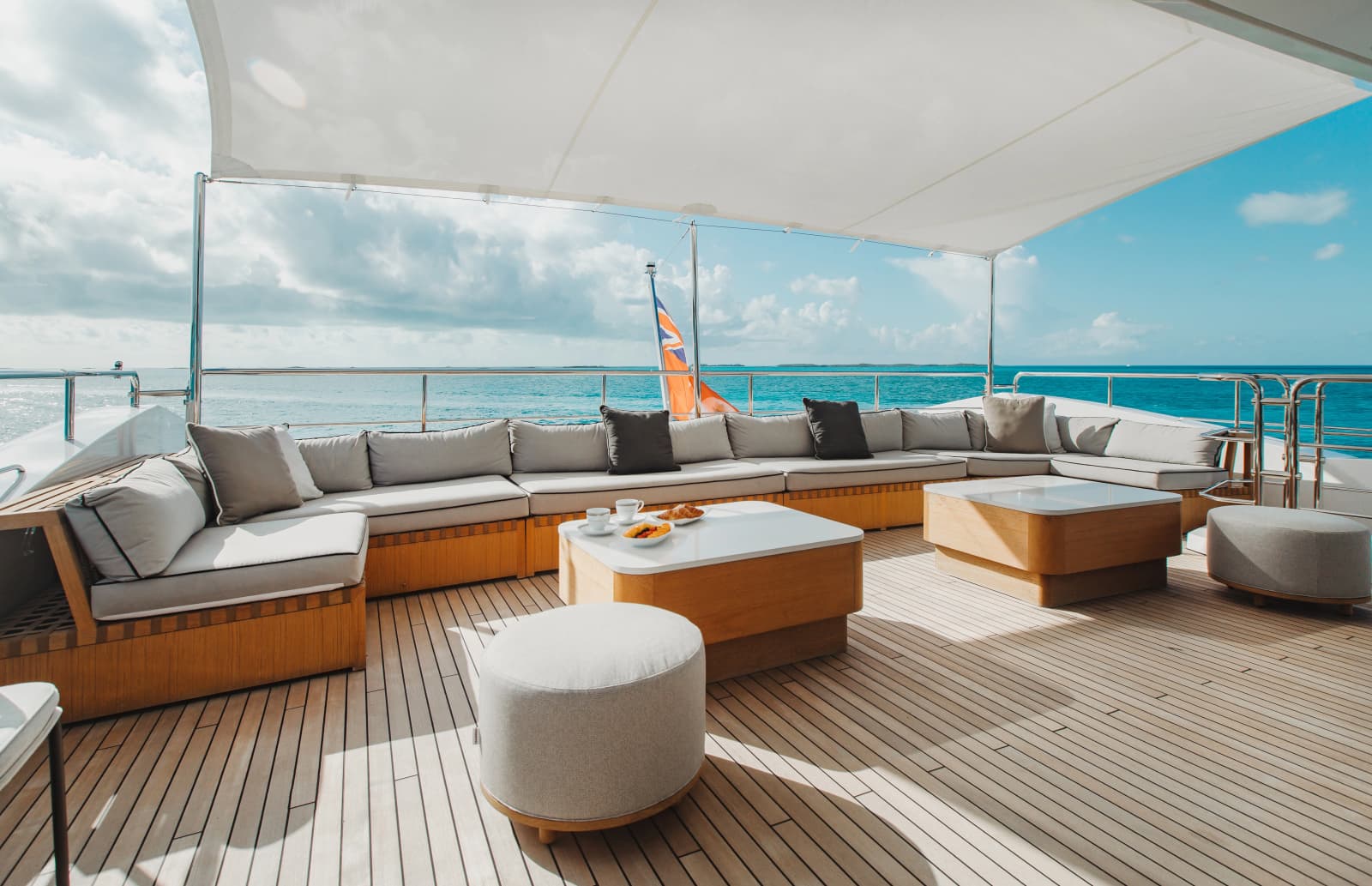 2014 Benetti Veloce 140 - Photo 22