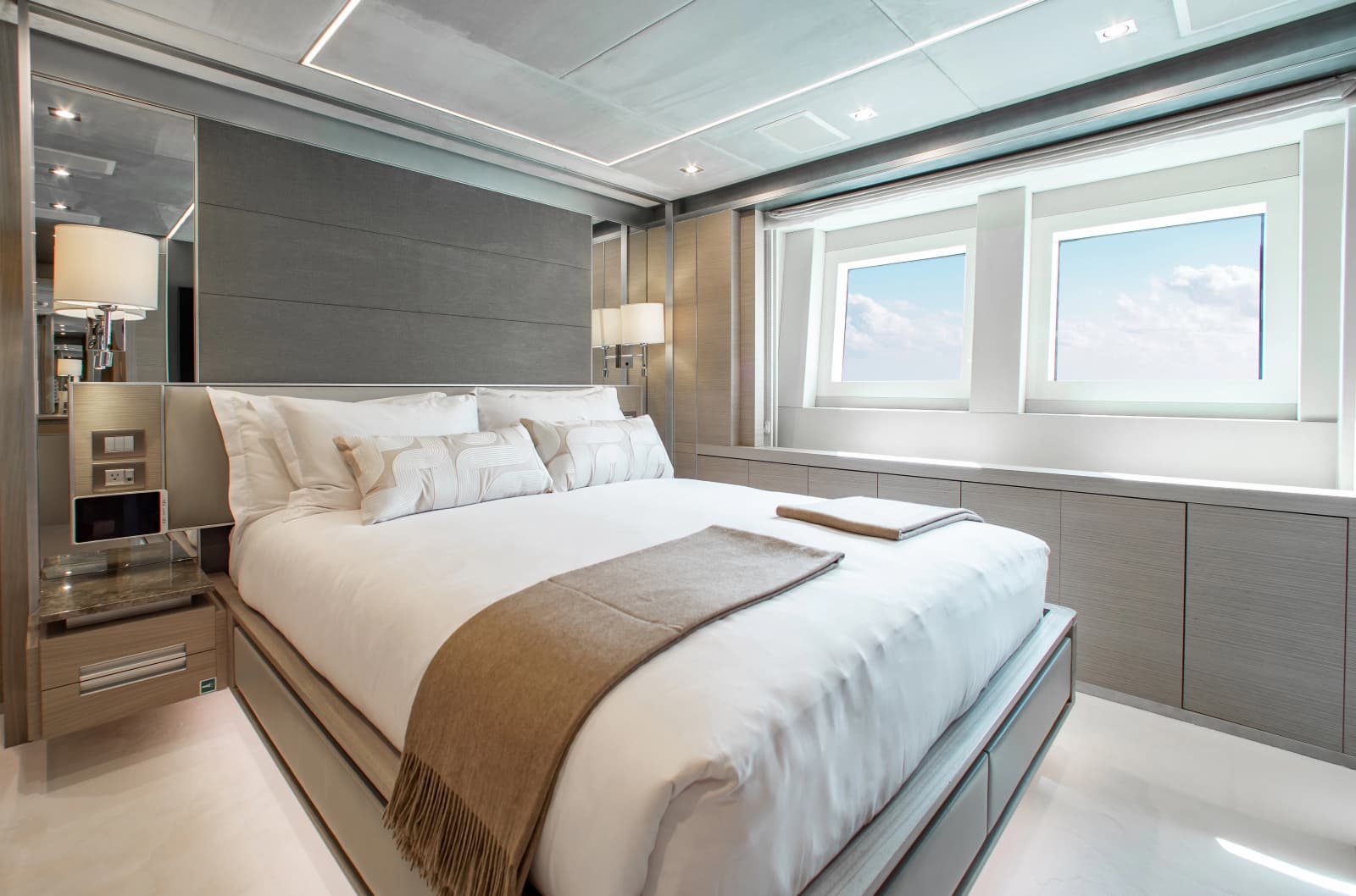 2014 Benetti Veloce 140 - Photo 14