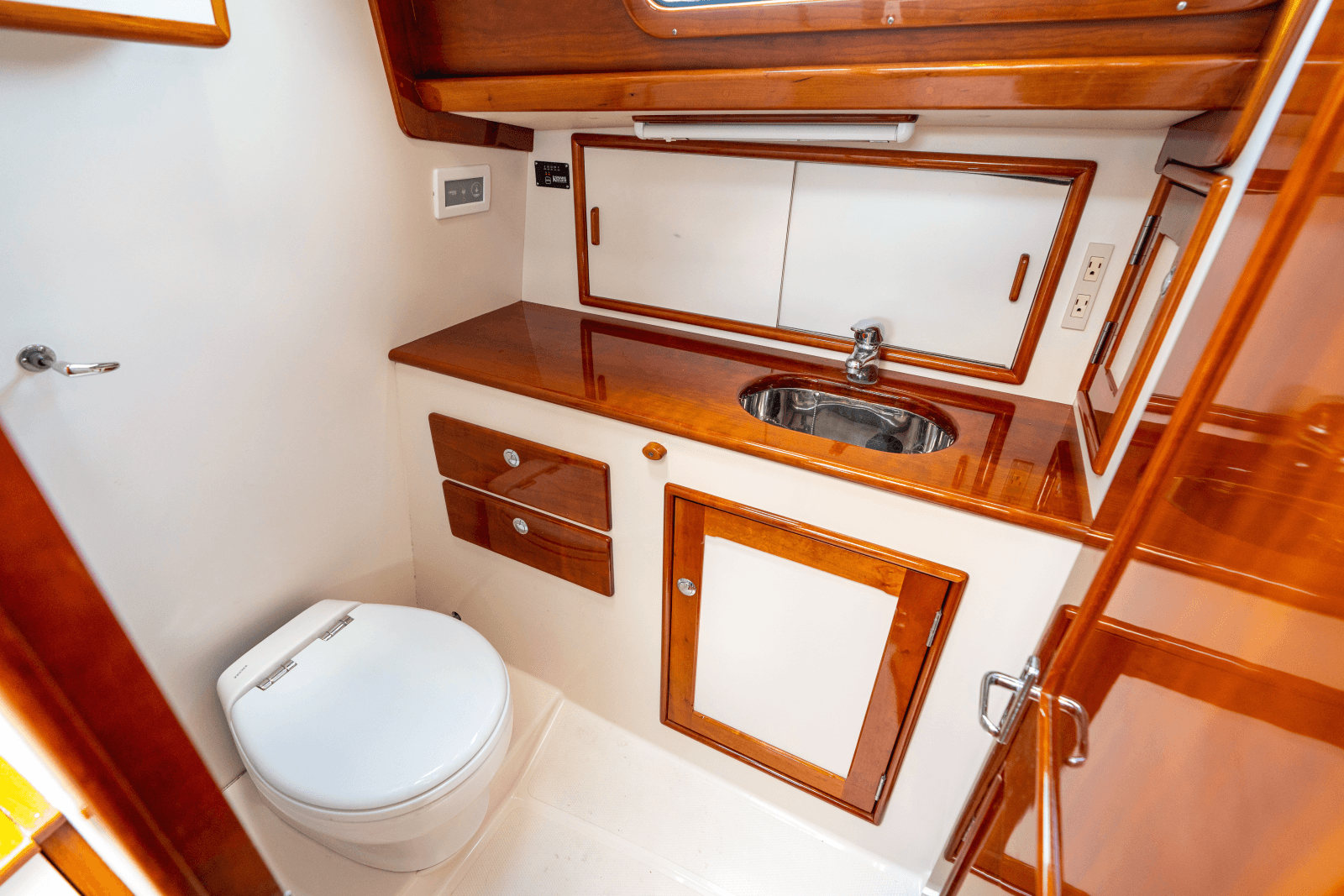 2008 Morris M42 - Photo 17