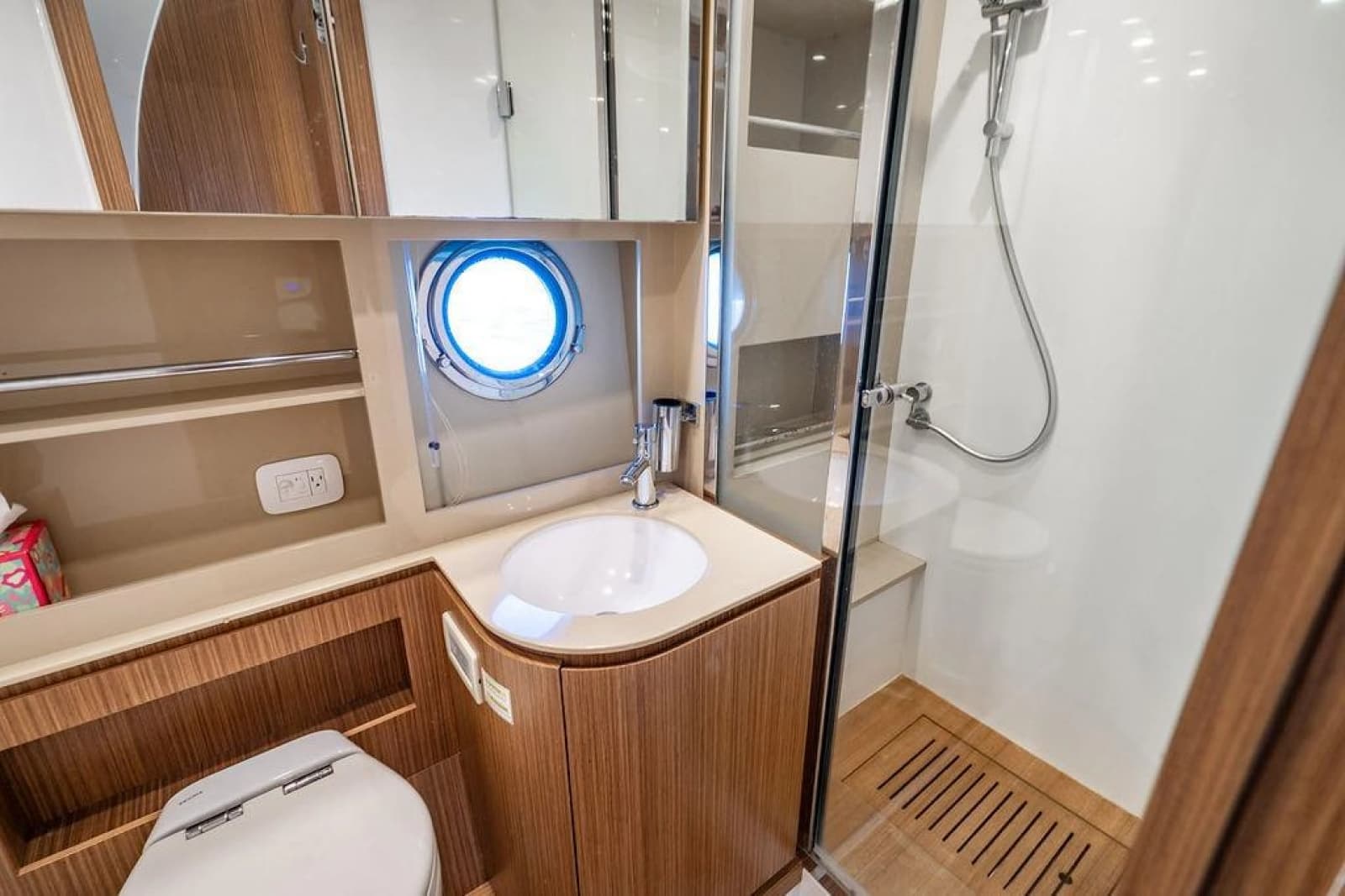 2016 Azimut Atlantis 50 - Photo 50