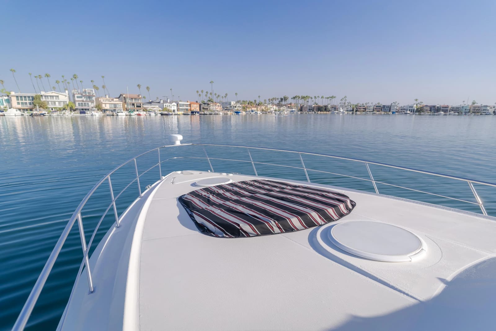 2006 Cruisers Yachts 420 Express - Photo 43