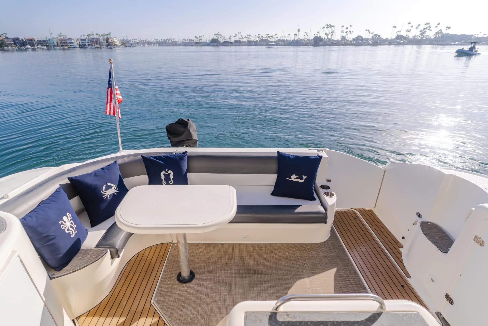 2006 Cruisers Yachts 420 Express - Photo 39