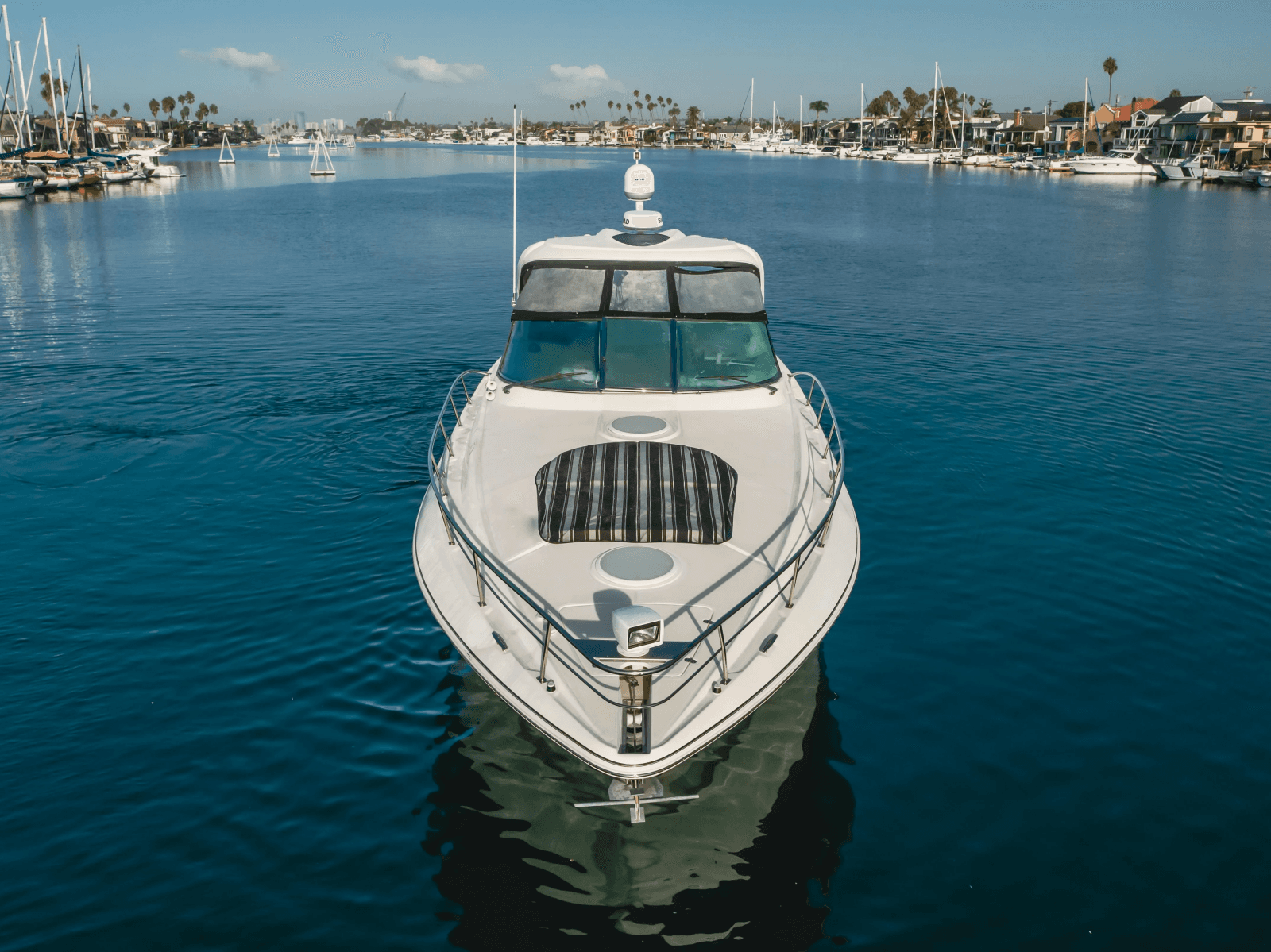2006 Cruisers Yachts 420 Express - Photo 12