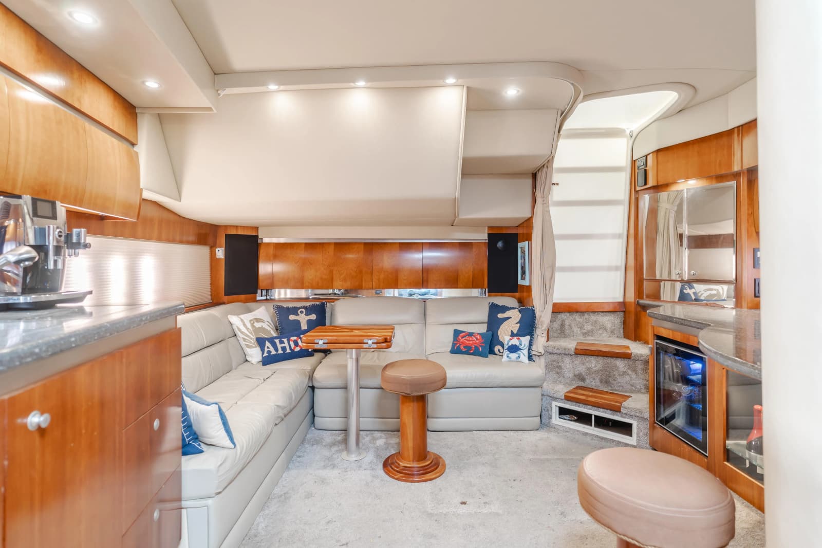 2006 Cruisers Yachts 420 Express - Photo 34