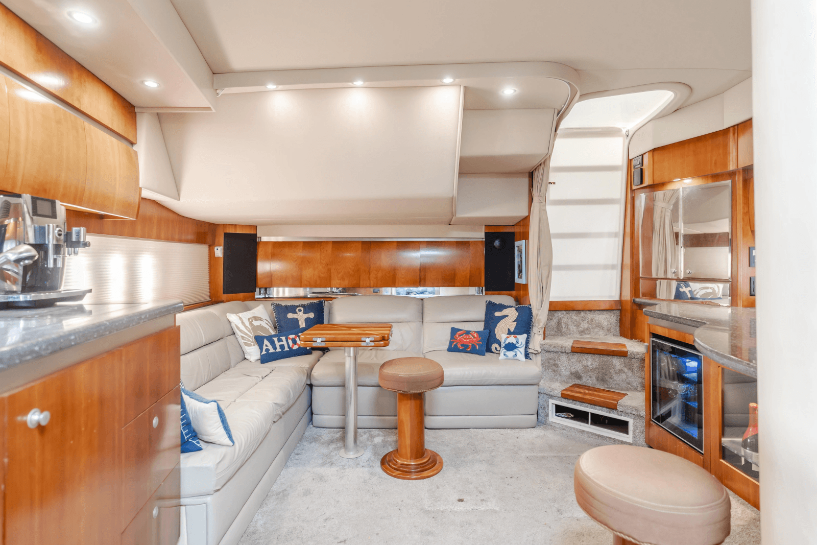 2006 Cruisers Yachts 420 Express - Photo 34