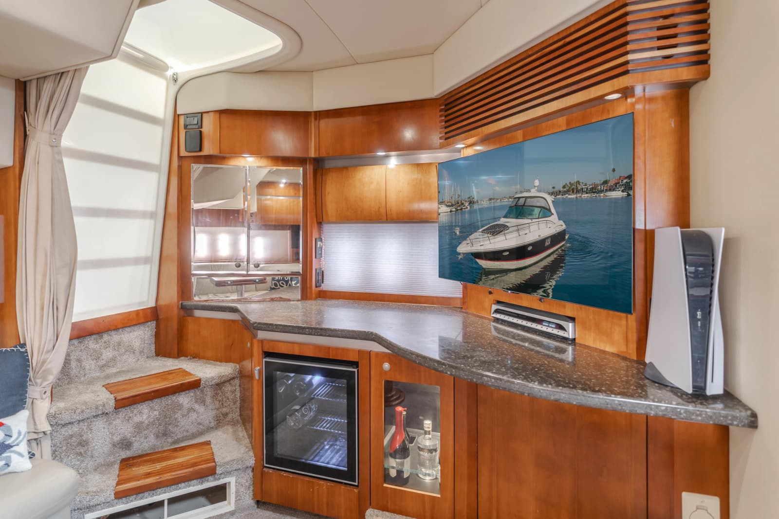 2006 Cruisers Yachts 420 Express - Photo 32